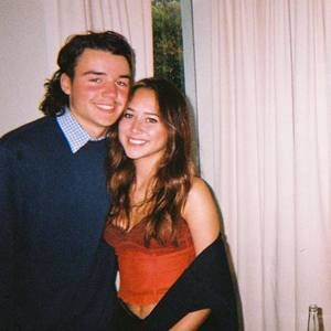 Meet your Posher, Chloe